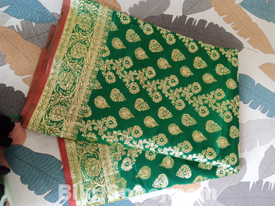 সিল্ক কাতান শাড়ী
